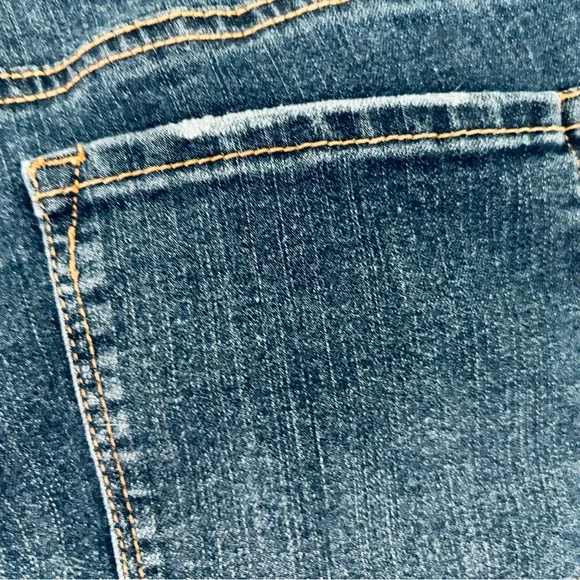 Denim Capris Length Jeans - Picture 6 of 7